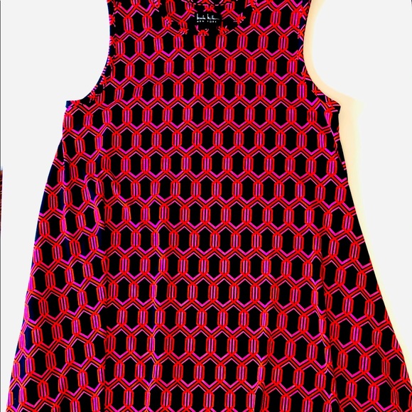 NMiller: The Shining Dress - Picture 4 of 6